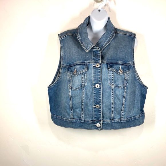 torrid Jackets & Blazers - Torrid denim vest size 2X